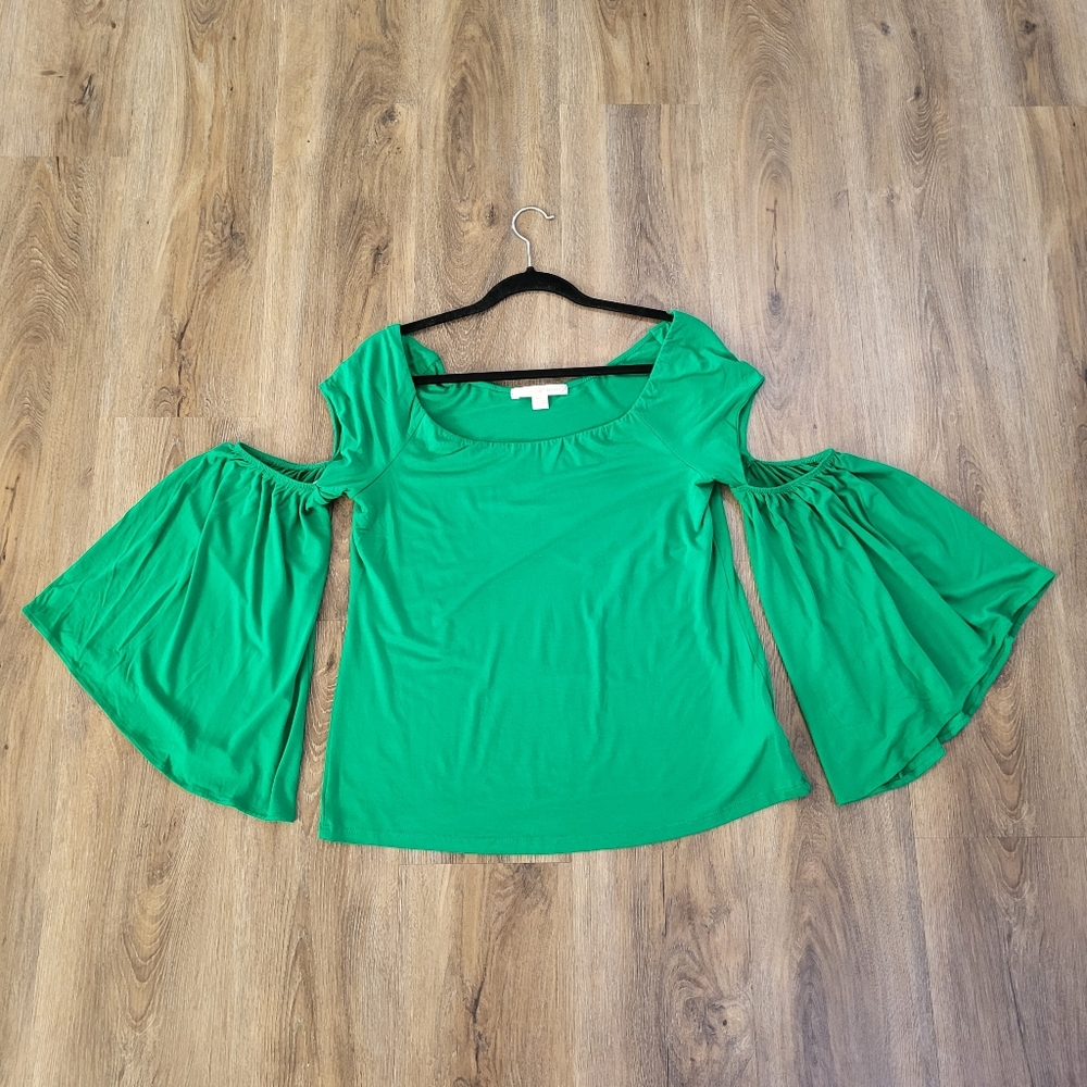 Boston Proper Green Cold Shoulder Top Shirt Tunic Size Large Flare Sleeves